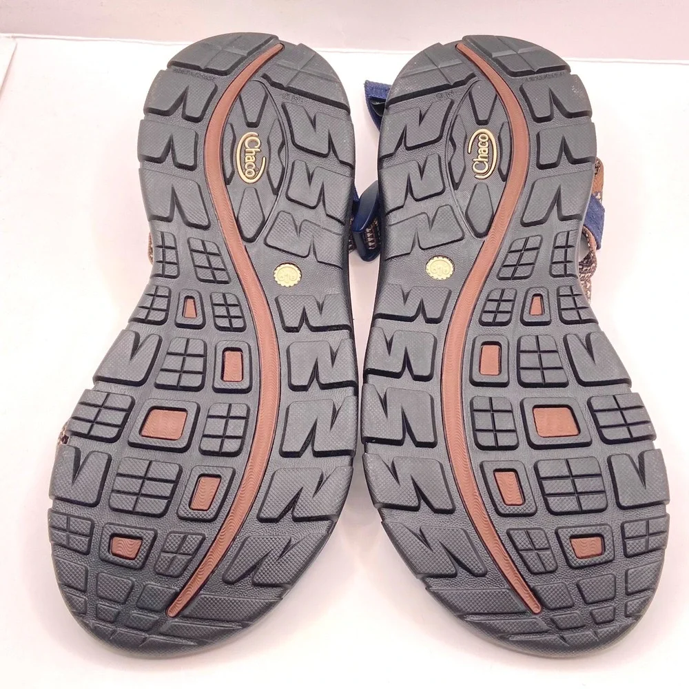 Chaco Men Z/Volv 2 Sandals 10 NWOB Traction Pinecone Strappy Hiking J106583